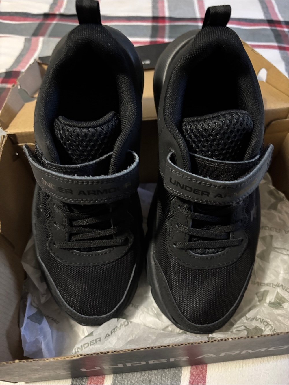 Under Armour Kids Black Athletic Sneakers with Hook-and-Loop Strap